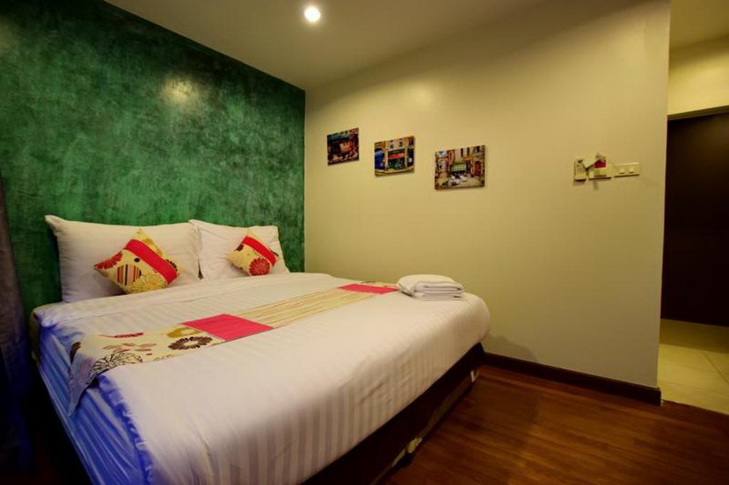 Franjipani Resort HHQ Extérieur photo